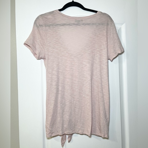 Express Women's Pink V-Neck Tie-Front Top - Picture 3 of 10
